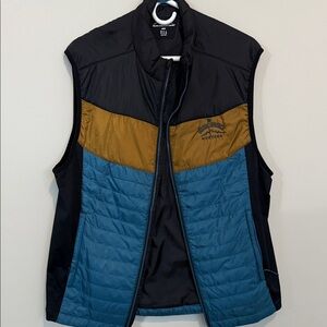Men's Stylish Outdoor Vest in Black, Blue, and Brown